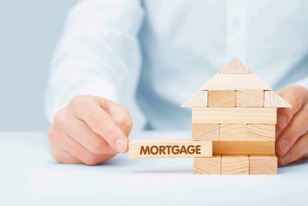 Unlocking the Power of Word-of-Mouth Referrals in the Mortgage Industry image